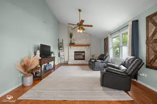 802 Andrea Dr, Manhattan, IL 60442 - Photo 16
