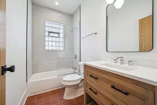 1928 Harrison St, Evanston, IL 60201 - Photo 8