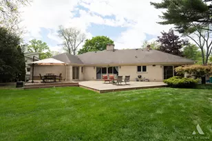 22 Essex Ln, Lincolnshire, IL 60069 - Photo 32