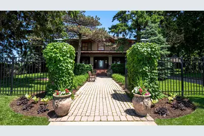 2229 Waters Edge Drive, Schaumburg, IL 60173 - Photo 30