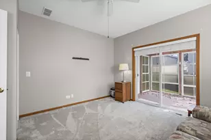 2905 Buckskin Ln, Grayslake, IL 60030 - Photo 18
