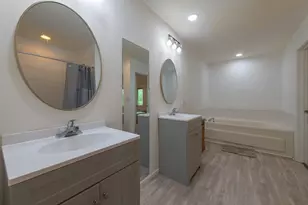 3804 W Devon Ave, Lincolnwood, IL 60712 - Photo 24