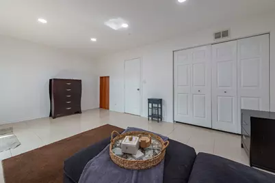 3804 W Devon Avenue, Lincolnwood, IL 60712 - Photo 6