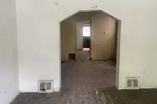 6905 Woodlawn Ave S, Chicago, IL 60637 - Photo 2