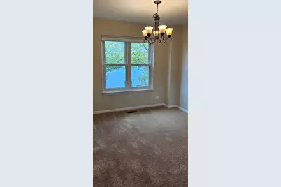 450 Rosewood Crossing, Lindenhurst, IL 60046 - Photo 12