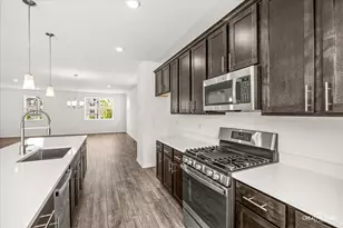 4427 Chelsea Mnr Cir, Aurora, IL 60504 - Photo 8