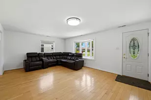 2834 Maple St, Franklin Park, IL 60131 - Photo 2