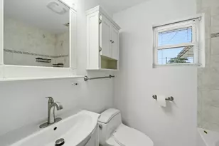 2834 Maple St, Franklin Park, IL 60131 - Photo 6