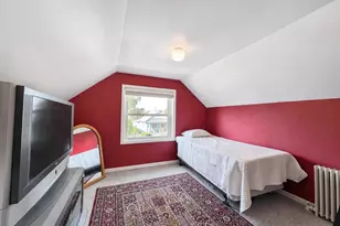 562 Liberty St, Joliet, IL 60432 - Photo 24