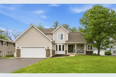 1920 Hazelwood Drive, Lindenhurst, IL 60046 - Photo 1