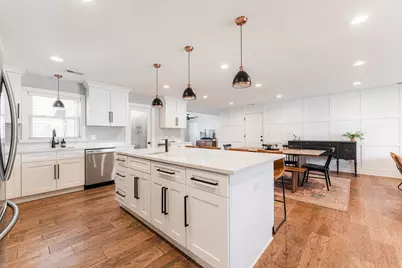 15050 Holiday Court, Orland Park, IL 60462 - Photo 10
