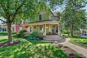 354 S Madison St, Woodstock, IL 60098 - Photo 1