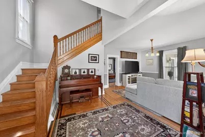 354 S Madison Street, Woodstock, IL 60098 - Photo 6