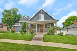 613 2nd Ave, Ottawa, IL 61350 - Photo 1