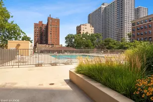 4343 N Clarendon Ave, Chicago, IL 60613 - Photo 18