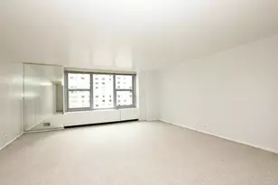 777 N Michigan Ave, Chicago, IL 60611 - Photo 2