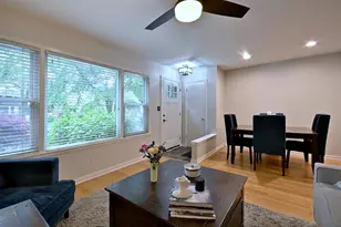 6524 N Oshkosh Ave, Chicago, IL 60631 - Photo 8