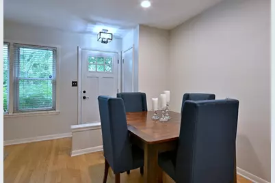 6524 N Oshkosh Avenue, Chicago, IL 60631 - Photo 10