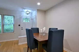 6524 N Oshkosh Ave, Chicago, IL 60631 - Photo 10