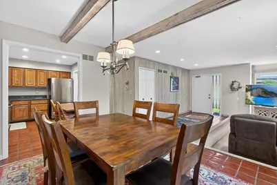 131 Camden Court, Lincolnshire, IL 60069 - Photo 6