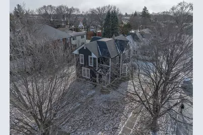 709 Pennsylvania Avenue, Mendota, IL 61342 - Photo 2