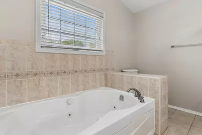 217 Meadowview Lane, Aurora, IL 60502 - Photo 16