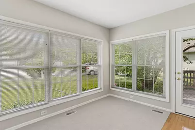 217 Meadowview Lane, Aurora, IL 60502 - Photo 12