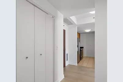 130 N Garland Court #2409, Chicago, IL 60602 - Photo 8
