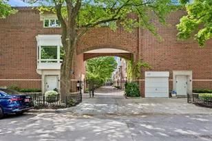 1843 N Hudson Ave, Chicago, IL 60614 - Photo 1