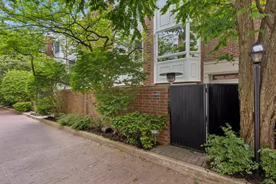 1843 N Hudson Avenue #A, Chicago, IL 60614 - Photo 2