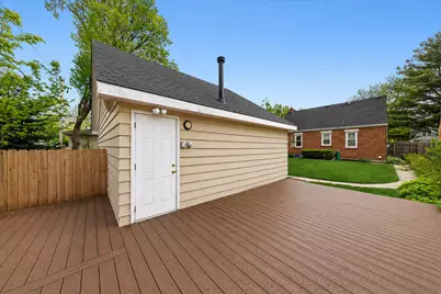 923 S Fairfield Avenue, Elmhurst, IL 60126 - Photo 16
