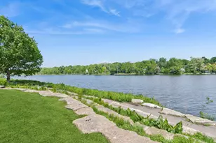 200 N River Ln, Geneva, IL 60134 - Photo 18