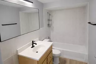 5202 Washington St, Downers Grove, IL 60515 - Photo 4