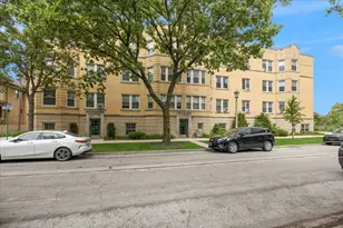 838 S Scoville Ave, Oak Park, IL 60304 - Photo 2