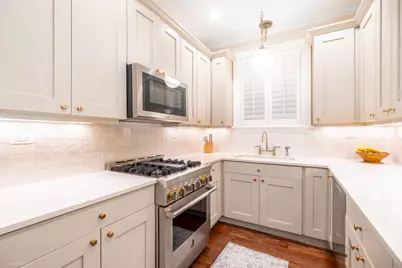 1541 W Montana Street #1, Chicago, IL 60614 - Photo 16