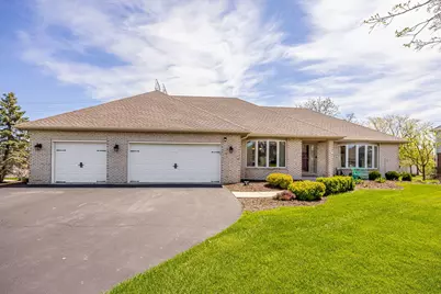 13201 Meadow Hill Lane, Lemont, IL 60439 - Photo 2