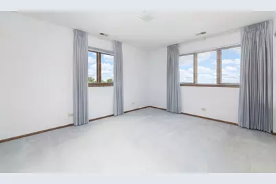 16W731 89th Place, Willowbrook, IL 60527 - Photo 12