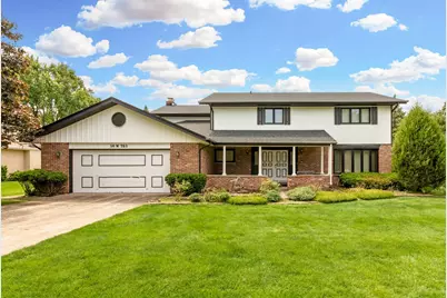 16W731 89th Place, Willowbrook, IL 60527 - Photo 1
