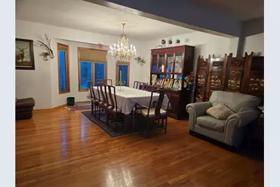 16W731 89th Place, Willowbrook, IL 60527 - Photo 2