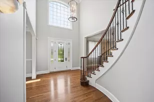 40 Wood Oaks Dr, South Barrington, IL 60010 - Photo 2