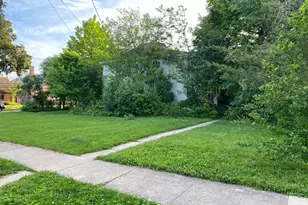 320 Grant Pl, Park Ridge, IL 60068 - Photo 1