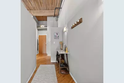 2333 W Saint Paul Avenue #300, Chicago, IL 60647 - Photo 12
