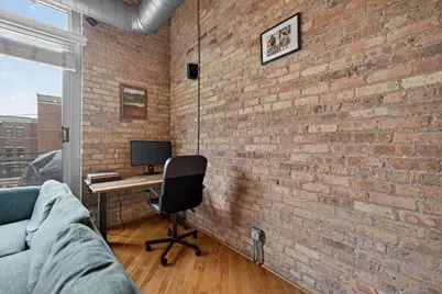 2333 W Saint Paul Avenue #300, Chicago, IL 60647 - Photo 6