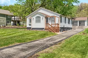 19W640 Bluff Rd, Lemont, IL 60439 - Photo 2