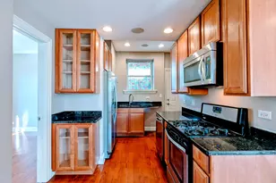 6146 N Ravenswood Ave, Chicago, IL 60660 - Photo 4