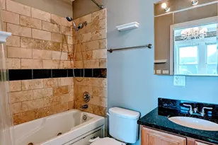 6146 N Ravenswood Ave, Chicago, IL 60660 - Photo 14