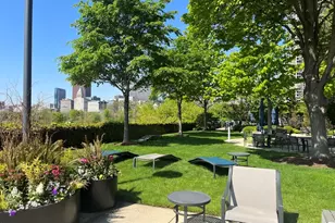 155 N Harbor Dr, Chicago, IL 60601 - Photo 14