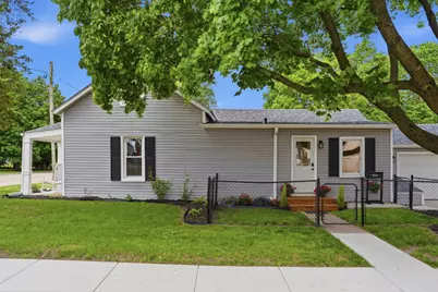 223 E 8th Street, Dixon, IL 61021 - Photo 24