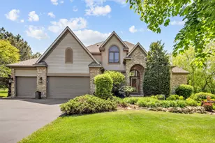 3302 Partridge Ct, Spring Grove, IL 60081 - Photo 2