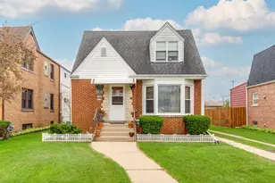 7523 W Cleveland St, Niles, IL 60714 - Photo 1
